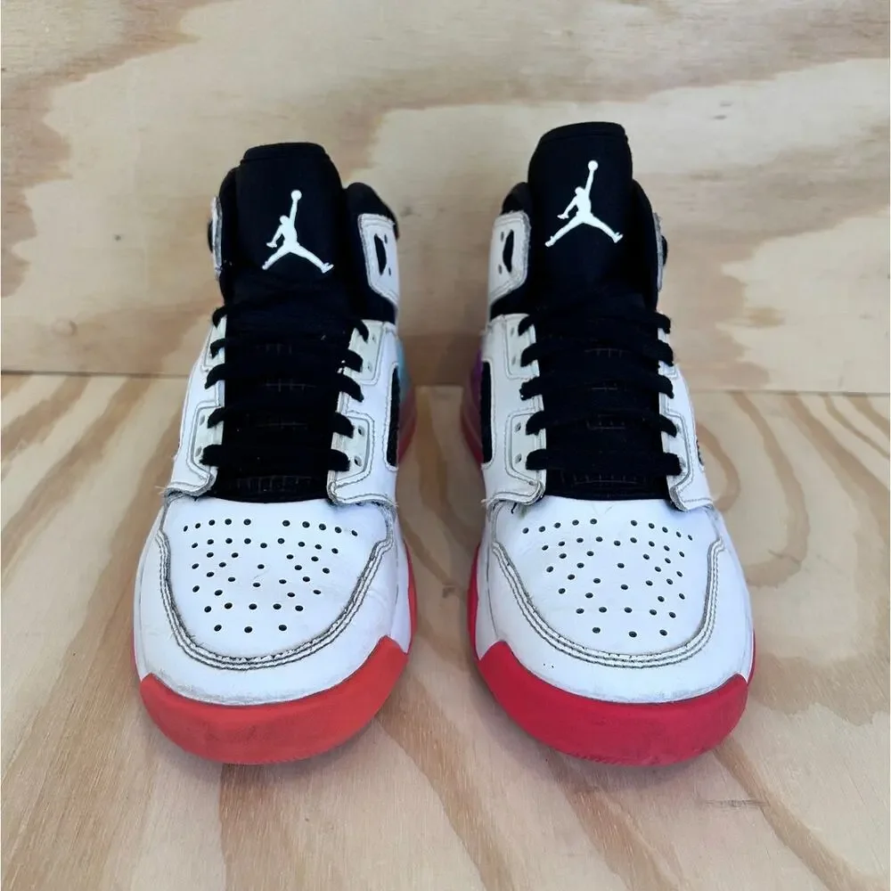 Nike-Air Jordan Mars 270-Sneakers-White/Black-Kids Big Unisex -4.5Y- BQ6508-102